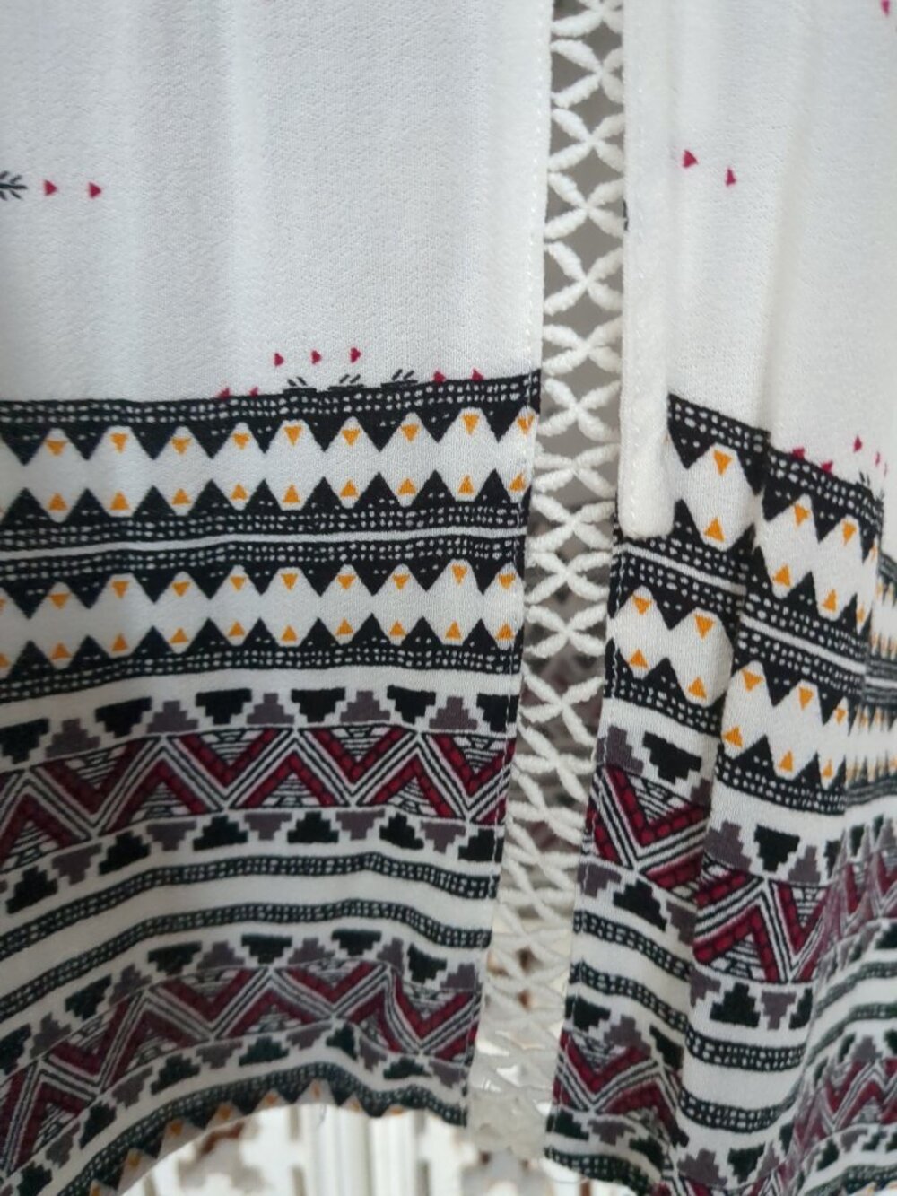 XS Boho Style Long Sleeved Tunic Top - Picture 2 of 13